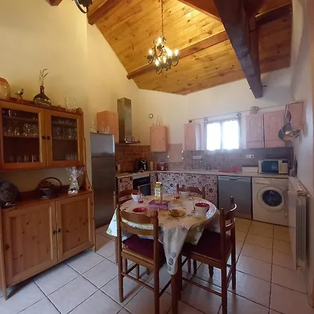 Aux 4 Mousquetaires Athos Lägenhet *